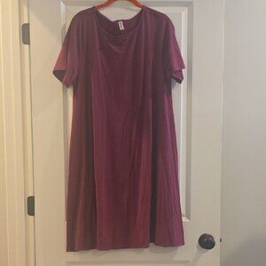 Zenana Outfitters Burgundy Midi Dress